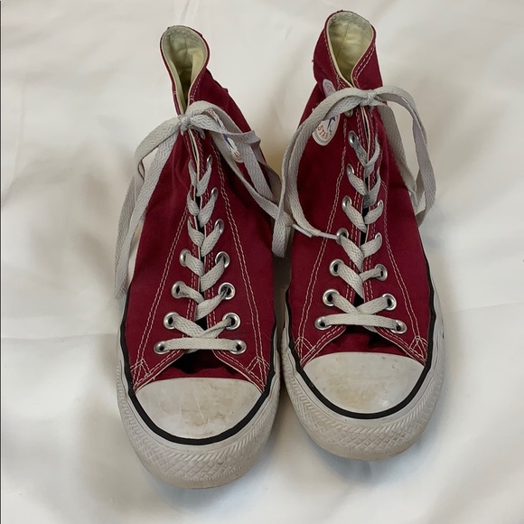 Converse Shoes - Maroon Converse